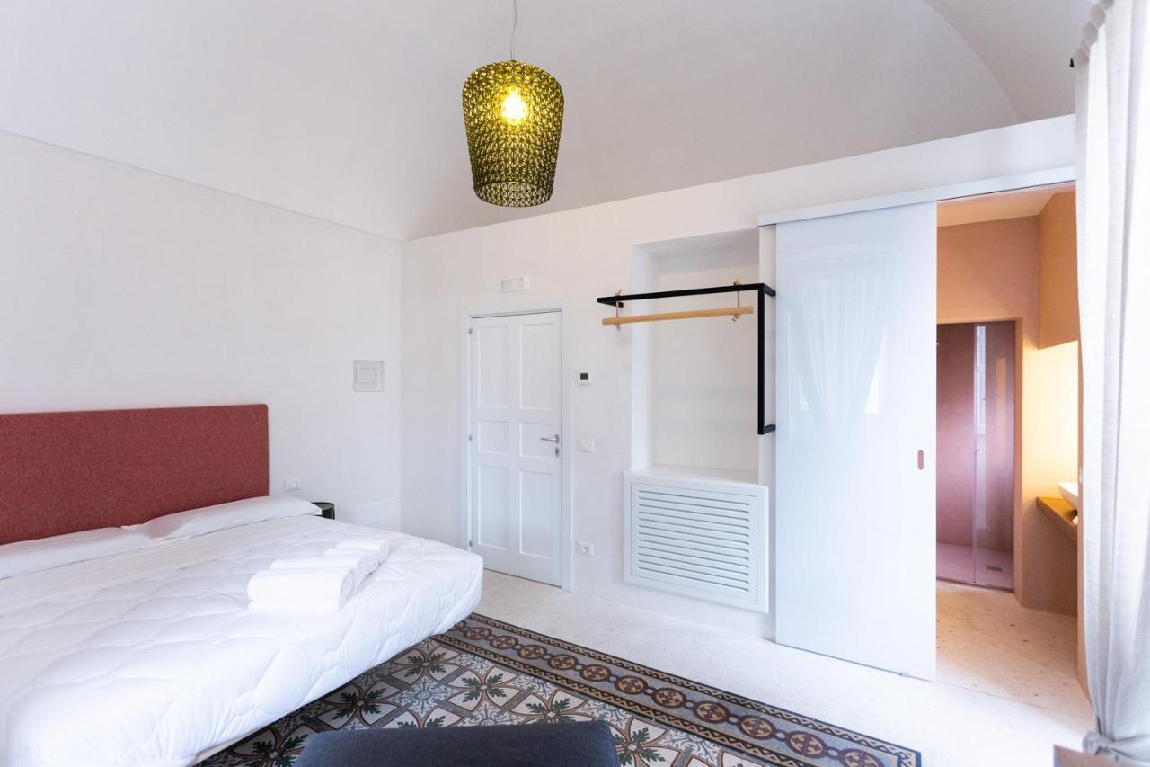 Viasarnelli72 Hotel Polignano a Mare Eksteriør billede